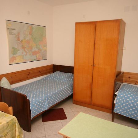 Apartments With Wifi Pula - 6987 部屋 写真